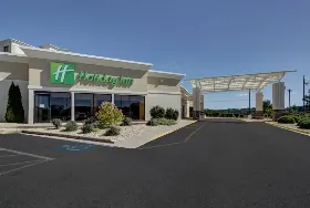 Photograph of Holiday Inn Staunton Conference Center, Staunton