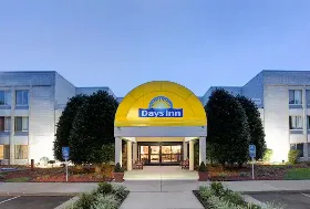 Photograph of Days Inn, Newport News