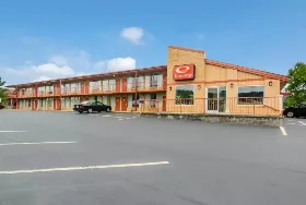 Photograph of Econo Lodge, Marion