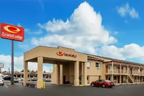 Photograph of Econo Lodge, Staunton