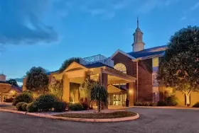 Photograph of Best Western Inn, Lexington