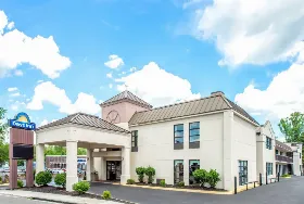 Photograph of Days Inn, Salem