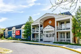 Photograph of Econo Lodge, Radford