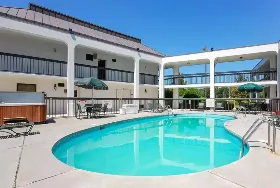 Photograph of Quality Inn, Christiansburg