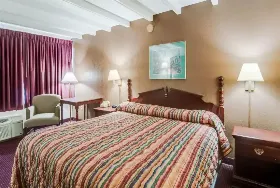 Photograph of Rodeway Inn, Galax