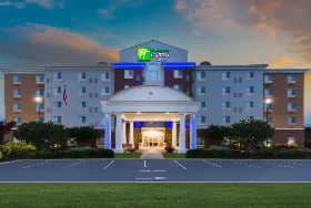 Photograph of Holiday Inn Express, Petersburg
