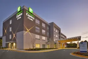 Photograph of Holiday Inn Express, South Hill