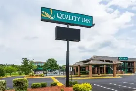 Photograph of Quality Inn, Manassas