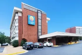 Photograph of Comfort Inn, Springfield