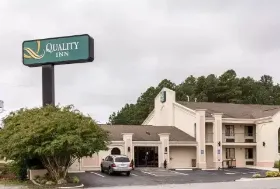 Photograph of Quality Inn, South Hill