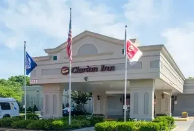 Photograph of Clarion Inn, Fredericksburg