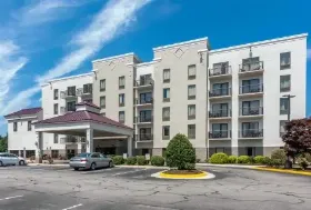 Photograph of Comfort Suites, Colonial Heights