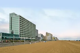 Photograph of Holiday Inn Va Beach-Oceanside (21st St), Virginia Beach