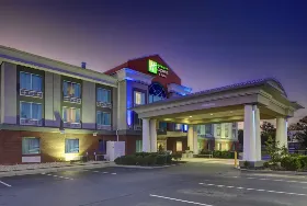Photograph of Holiday Inn Express, Emporia