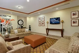 Photograph of Candlewood Suites, Norfolk