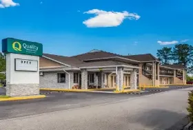 Photograph of Quality Inn, Suffolk