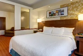 Photograph of Fairfield Inn & Suites, Woodbridge