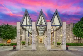 Photograph of The Inn At Virginia Tech And Skelton, Blacksburg
