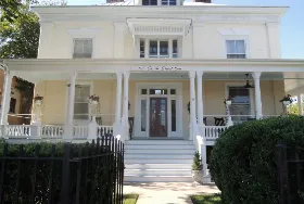 Photograph of 200 South Street Inn, Charlottesville