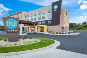 Photograph of Tru by Hilton, Lexington