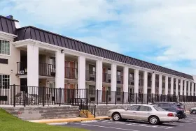 Photograph of Americas Best Value Inn, Richmond