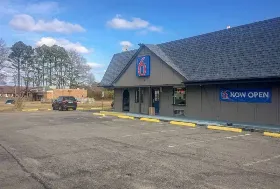 Photograph of Motel 6, Newport News