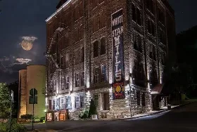 Photograph of Mill Street Grill, Staunton