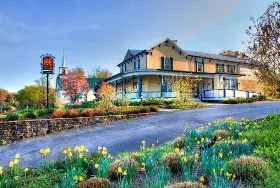 Photograph of Griffin Tavern, Flint Hill