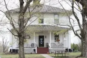 Photograph of The Finch's Nest Bed And Breakfast, Blairs