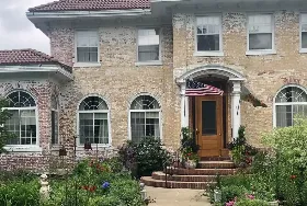 Photograph of Broad Street Manor, Danville