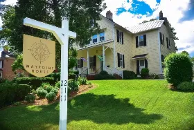 Photograph of Waypoint House Bed And Breakfast, Berryville