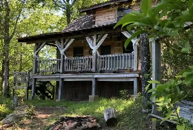 Photograph of Fiddler's Roost Cabins & Breakfast, Galax