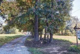 Photograph of Oak Grove Plantation B&B, South Boston