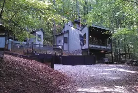 Photograph of Squirrel's Nest Cabin, Stanardsville