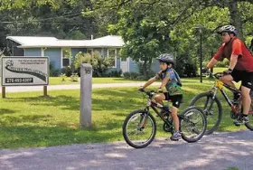 Photograph of Creeper Trail Cottages, Damascus