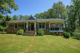 Photograph of Newstead Manor Vacation Rental, Cartersville