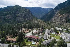 Photograph of Blue Elk Inn, Leavenworth