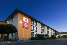 Photograph of Best Western Cottontree Inn,