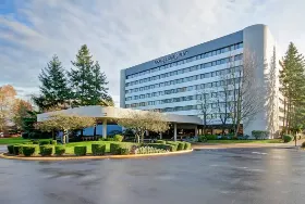 Photograph of DoubleTree Suites by Hilton Hotel Seattle Airport - Southcenter, Seattle