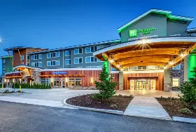 Photograph of Holiday Inn & Suites Bellingham, Bellingham
