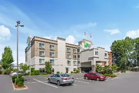 Photograph of Holiday Inn Express, Tacoma