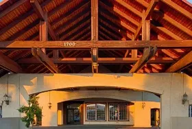 Photograph of Red Lion Hotel & Conference Center Ellensburg -, Ellensburg