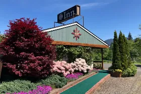 Photograph of Quinalt River Inn, Amanda Park