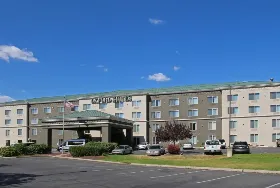 Photograph of Oxford Suites Spokane Valley, Spokane