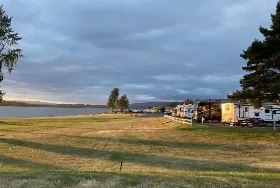 Photograph of Columbia Riverfront RV Park, Woodland