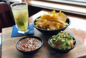 Photograph of Azul Restaurant & Lounge, Mill Creek