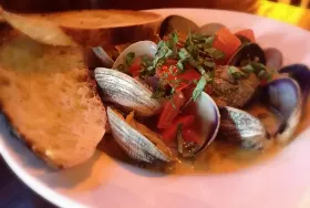Photograph of Garlini's Napoletana, Wenatchee