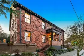Photograph of Chelsea Station Bed And Breakfast, Seattle