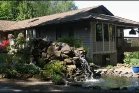Photograph of The Shepherd's Inn B&B, Salkum