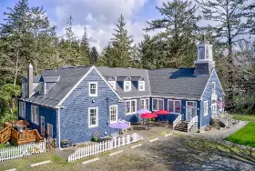Photograph of Inn at Harbour Village, Ilwaco